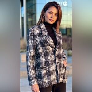Elegant Black and White Plaid Women's Wool Blazer